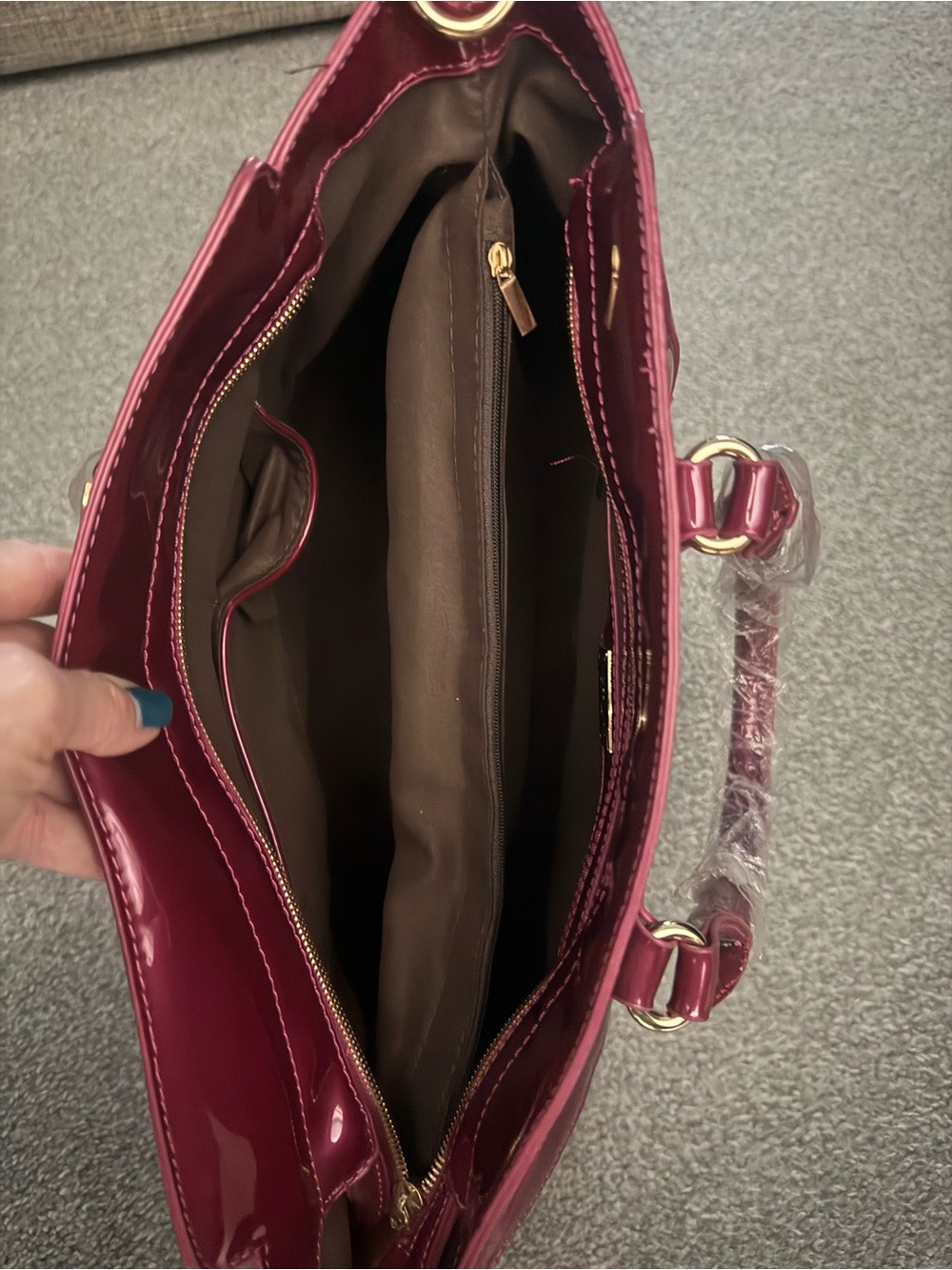 Faux Glossy Fuchsia Tote with Leopard Side Panels - Picture 2 of 4